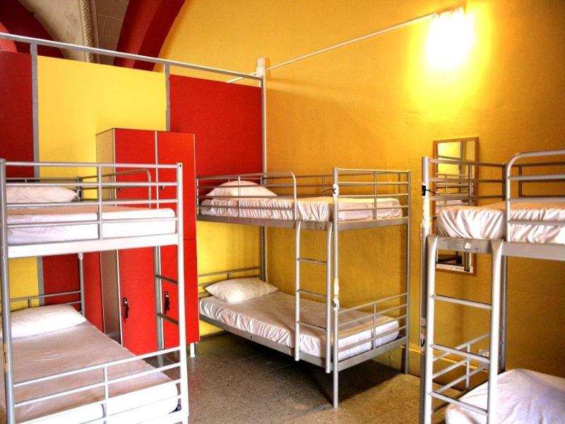 Feetup Home Backpackers Valencia Ngoại thất bức ảnh