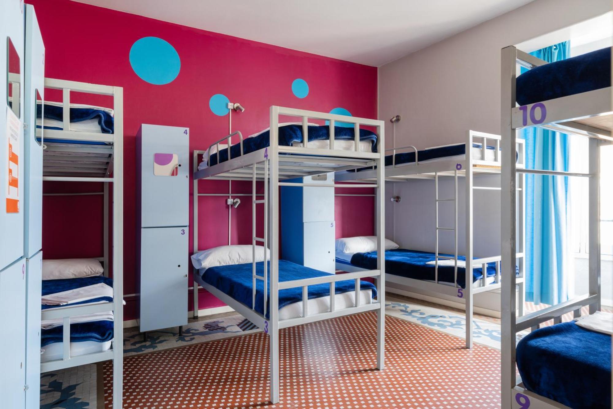 Feetup Home Backpackers Valencia Ngoại thất bức ảnh