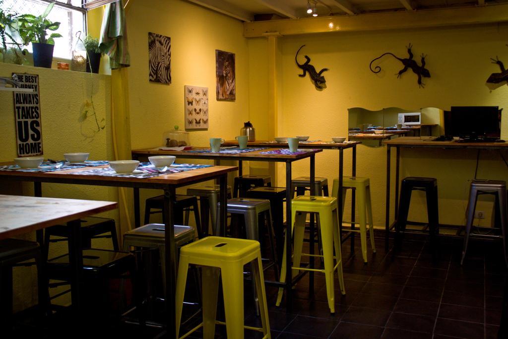 Feetup Home Backpackers Valencia Ngoại thất bức ảnh