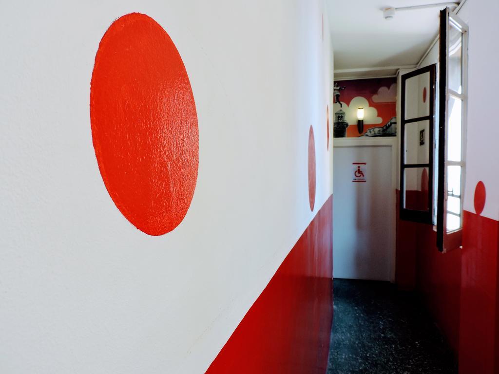 Feetup Home Backpackers Valencia Ngoại thất bức ảnh