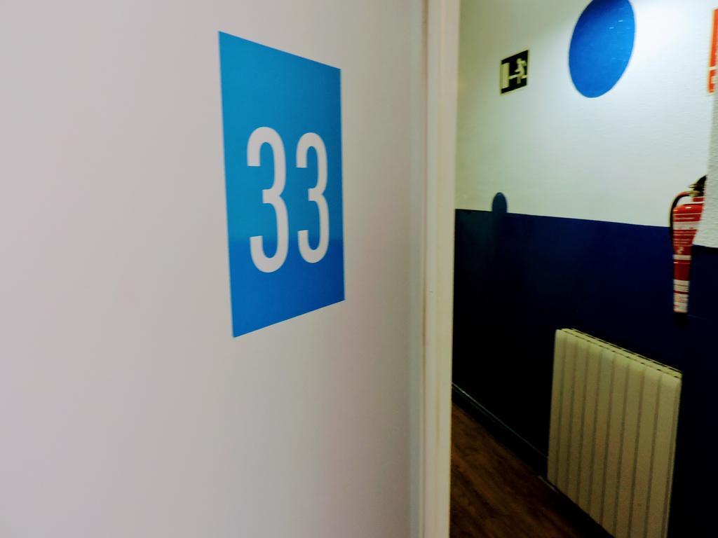 Feetup Home Backpackers Valencia Ngoại thất bức ảnh