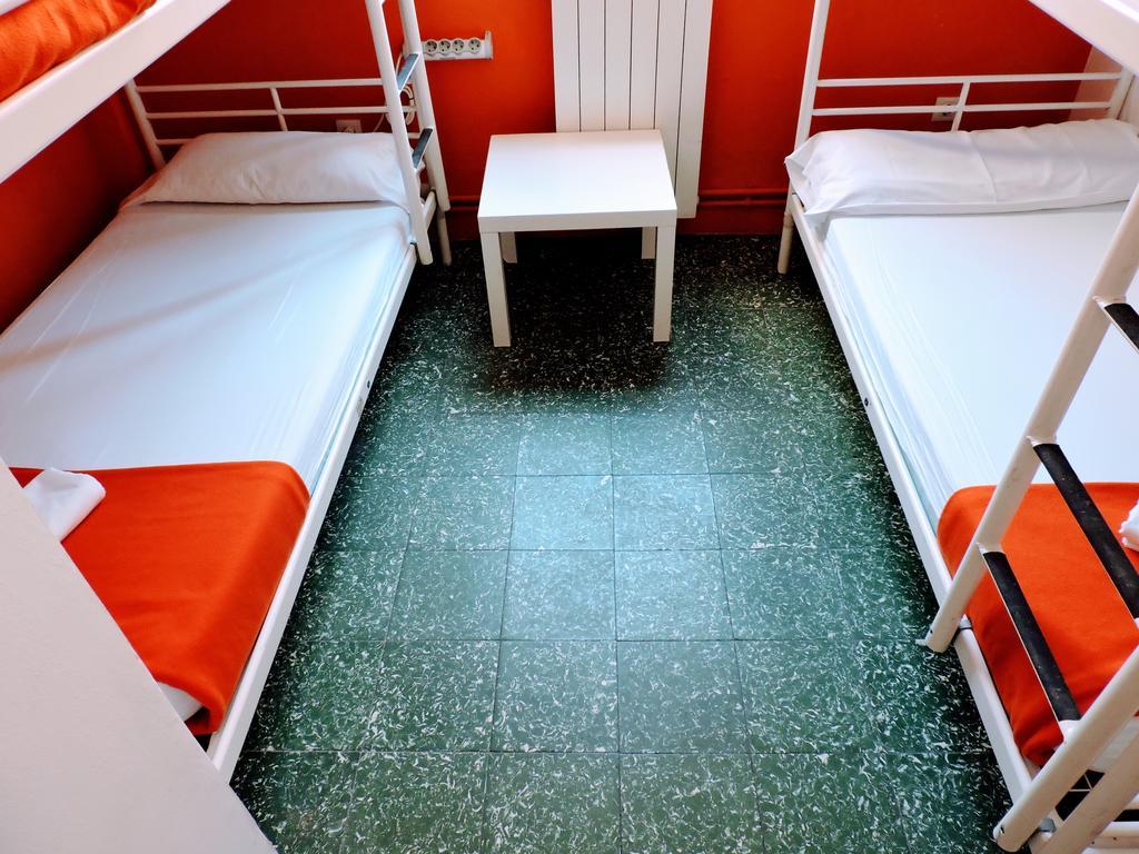 Feetup Home Backpackers Valencia Ngoại thất bức ảnh