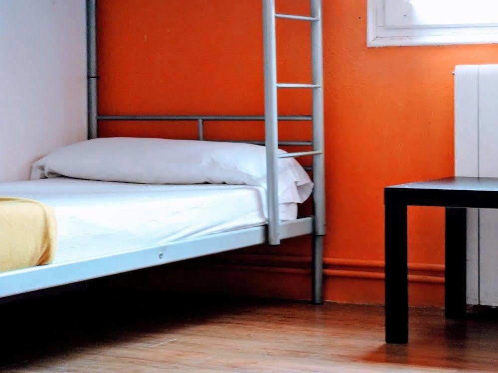 Feetup Home Backpackers Valencia Ngoại thất bức ảnh